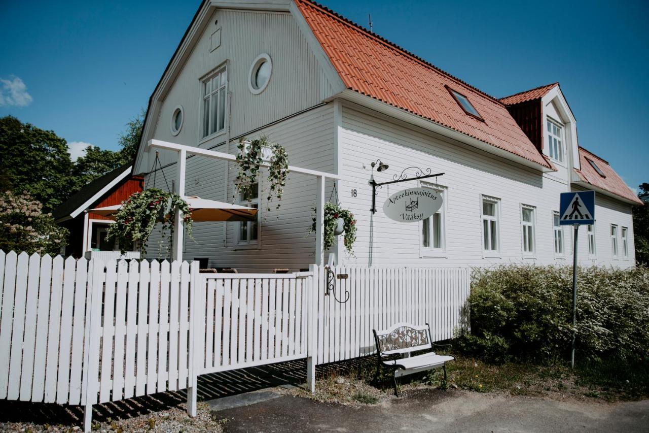 Hotel Vaeaeksyn Apteekinmajoitus Exteriér fotografie